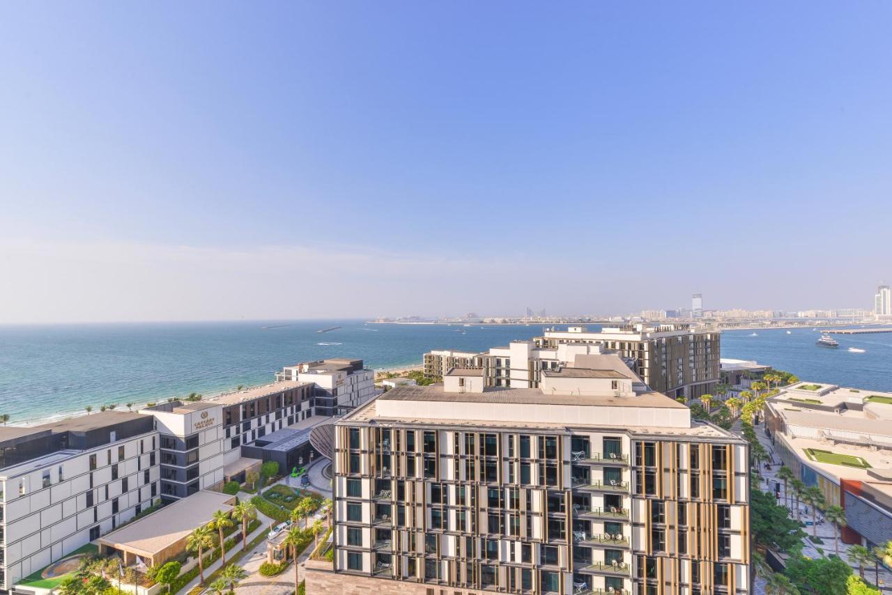 Posh 2 Bedroom Oceanfront Apt In The Heart Of Bluewaters Island Dubai Luaran gambar