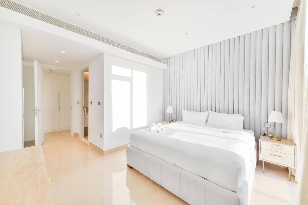 Posh 2 Bedroom Oceanfront Apt In The Heart Of Bluewaters Island Dubai Luaran gambar