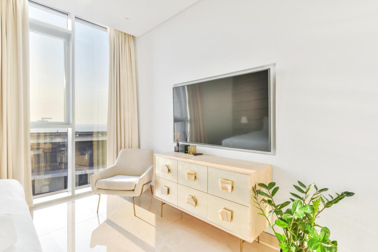 Posh 2 Bedroom Oceanfront Apt In The Heart Of Bluewaters Island Dubai Luaran gambar