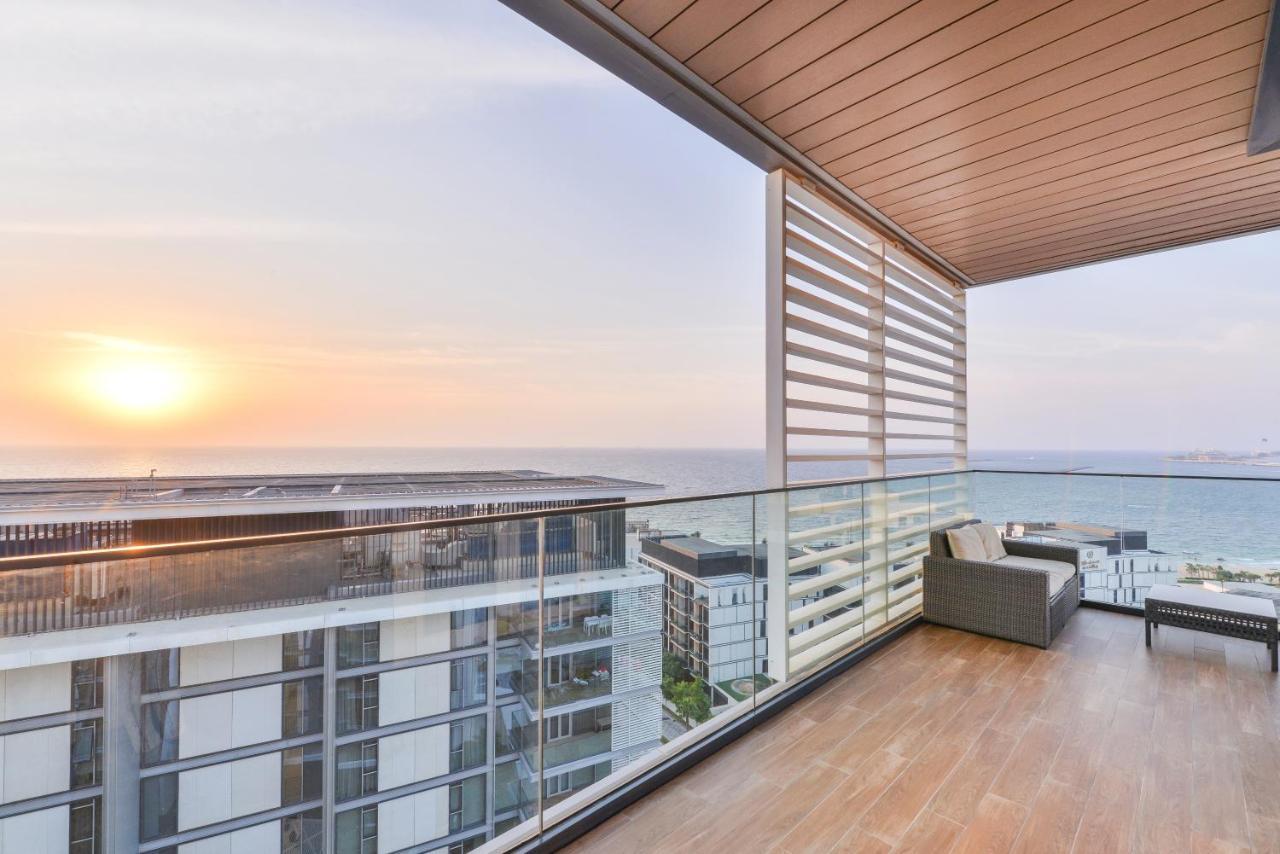 Posh 2 Bedroom Oceanfront Apt In The Heart Of Bluewaters Island Dubai Luaran gambar
